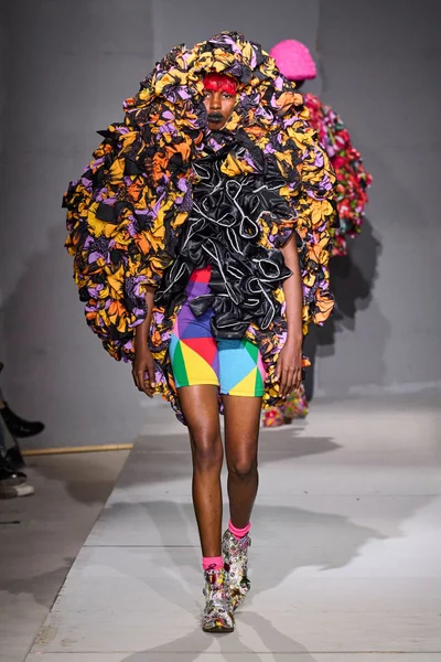 Look 2